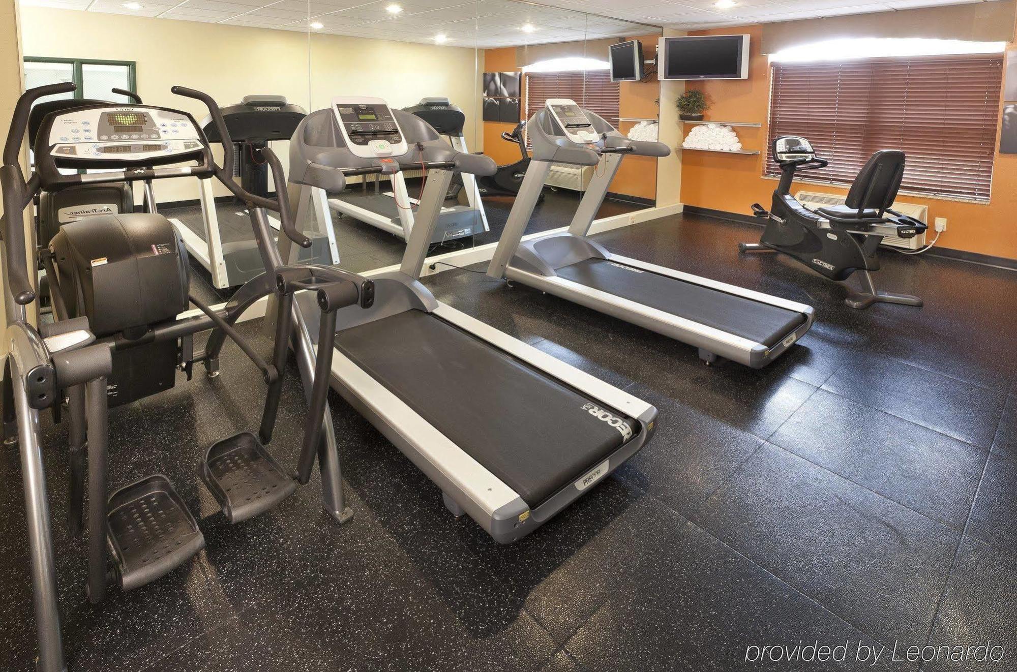 Spark By Hilton Woodbridge Facilities photo
