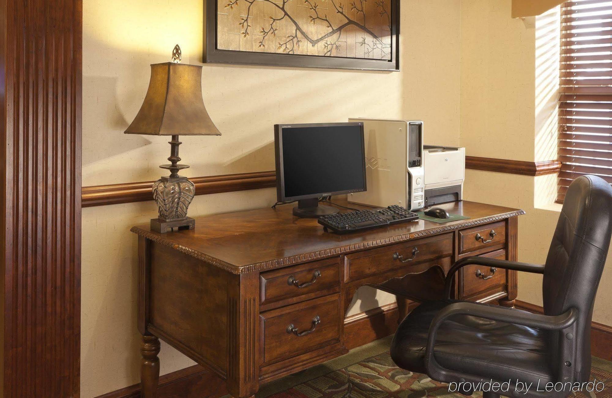 Spark By Hilton Woodbridge Facilities photo